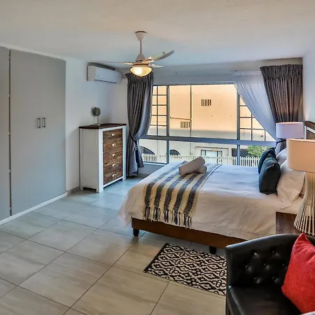 302 Kenwyn On Sea- Luxury Beachfront Getaway Ballito Exterior photo