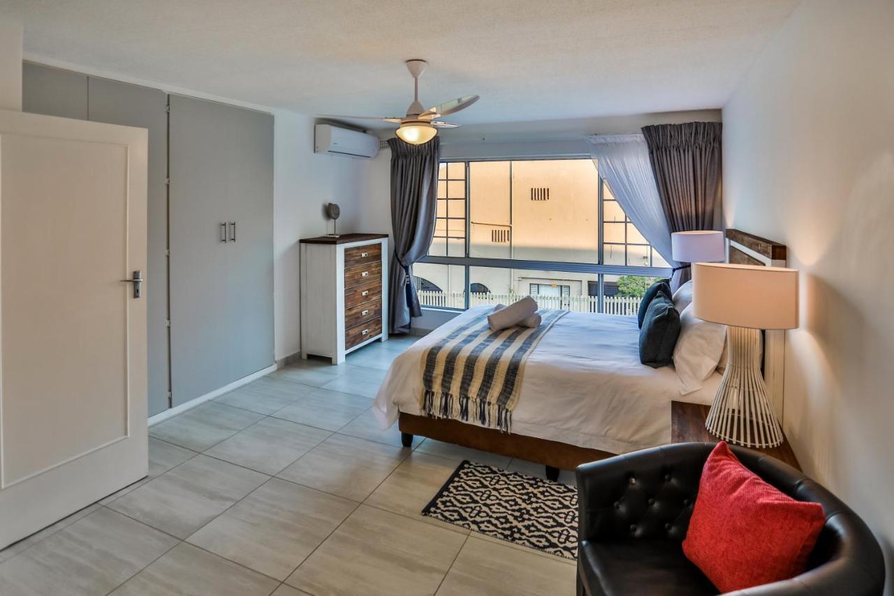 Appartement 302 Kenwyn On Sea- Luxury Beachfront Getaway *